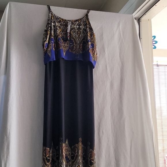 New Long Dress - Picture 1 of 4